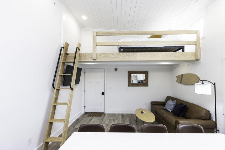 Loft in Virginia Beach, US