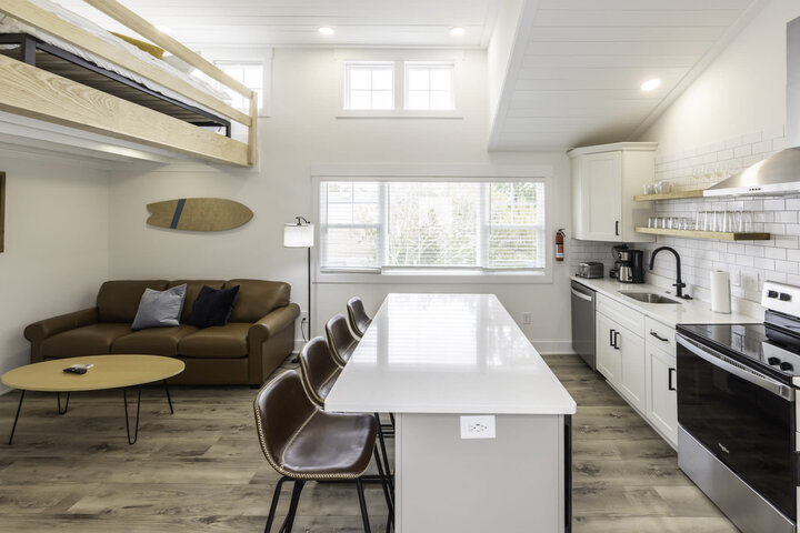 Loft in Virginia Beach, US