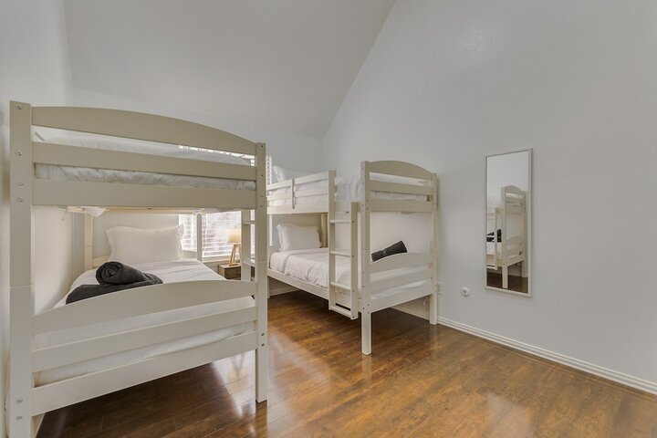 House in Haltom City, US