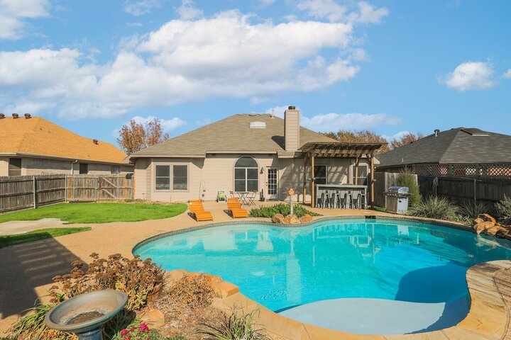 House in Haltom City, US