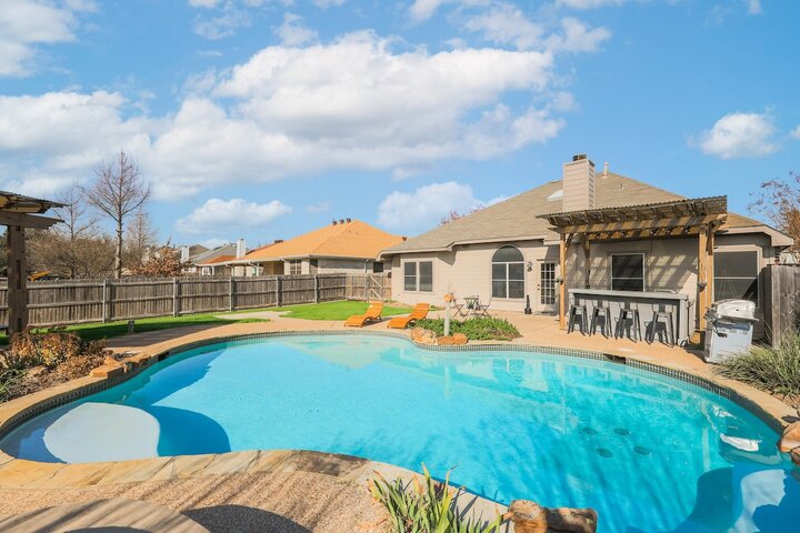 House in Haltom City, US