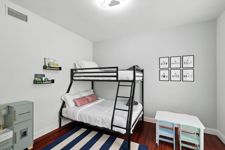 House in Haltom City, US