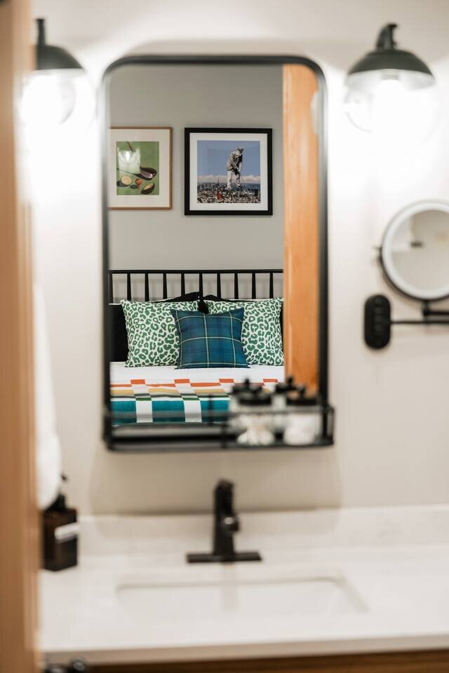 Cabin in McHenry, US