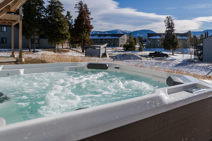 Rental unit in Fraser, US