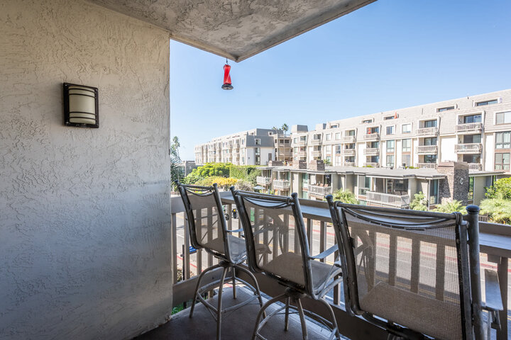 Condominium in Oceanside, US