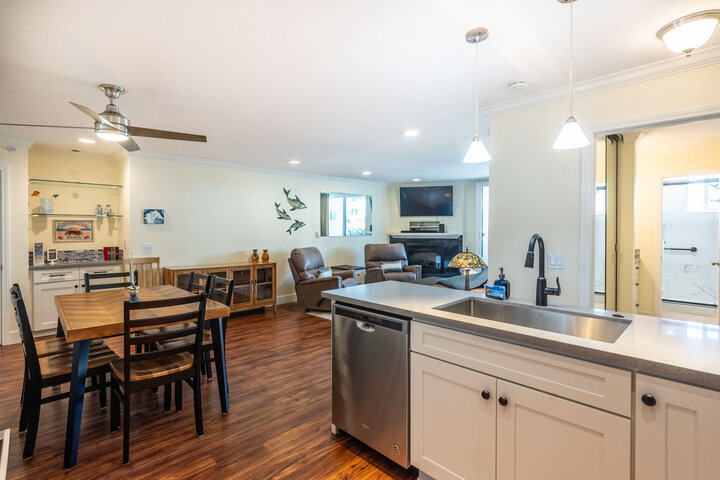 Condominium in Oceanside, US