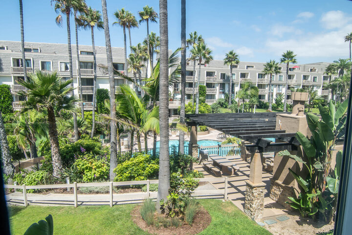 Condominium in Oceanside, US