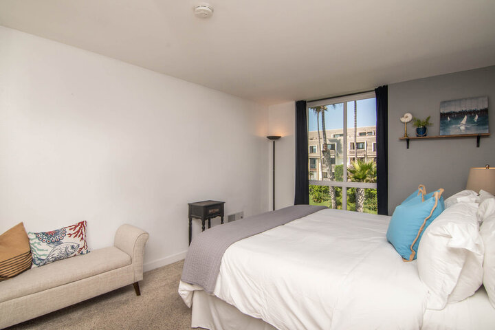 Condominium in Oceanside, US