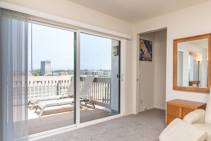 Condominium in Oceanside, US