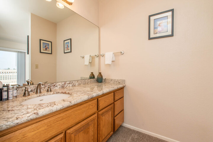 Condominium in Oceanside, US