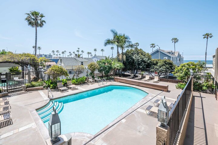 Condominium in Oceanside, US