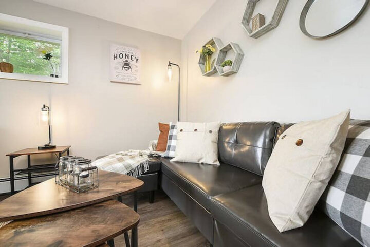 House in Accident, US