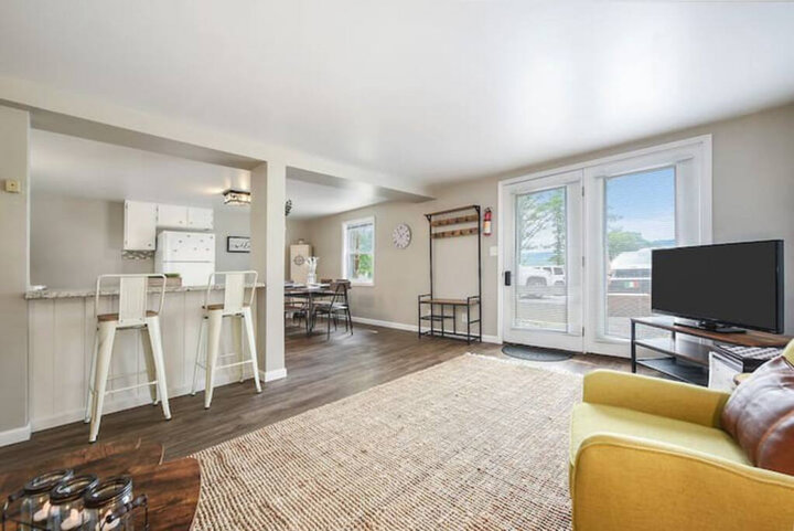 House in Accident, US