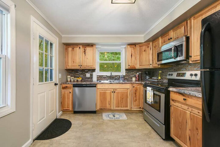 House in Accident, US