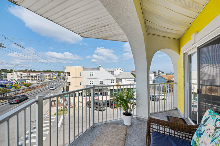 Condominium in Dewey Beach, US