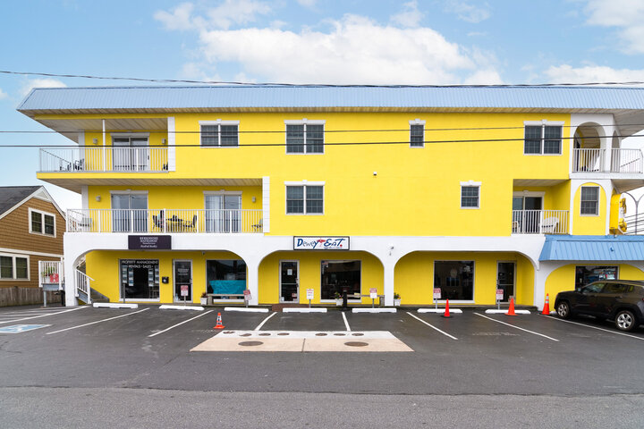 Condominium in Dewey Beach, US