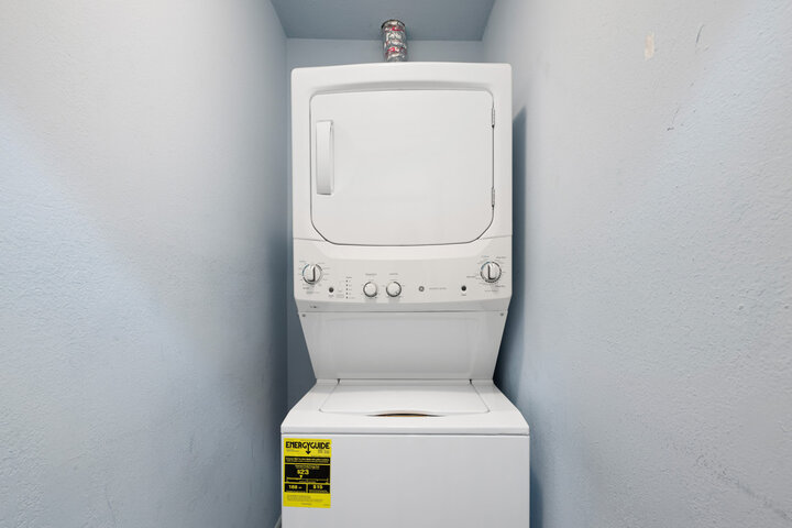 Condominium in Dewey Beach, US