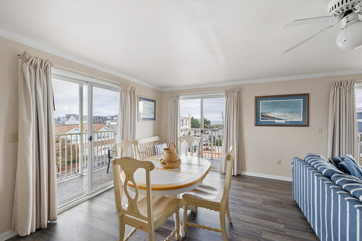 Condominium in Dewey Beach, US