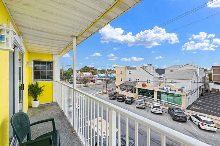 Condominium in Dewey Beach, US