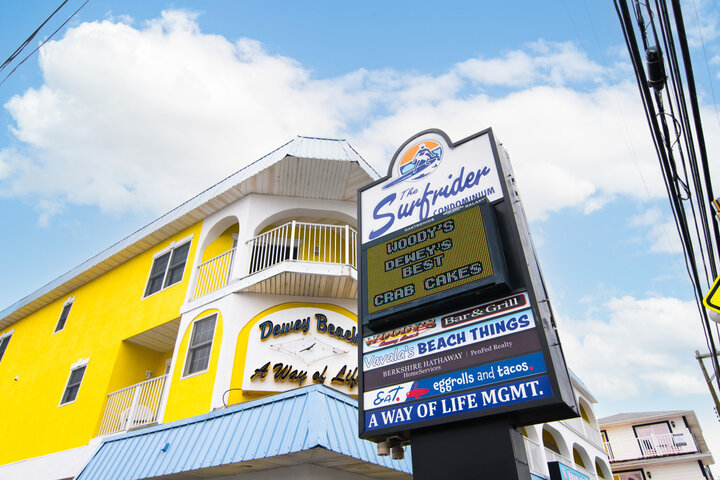 Condominium in Dewey Beach, US