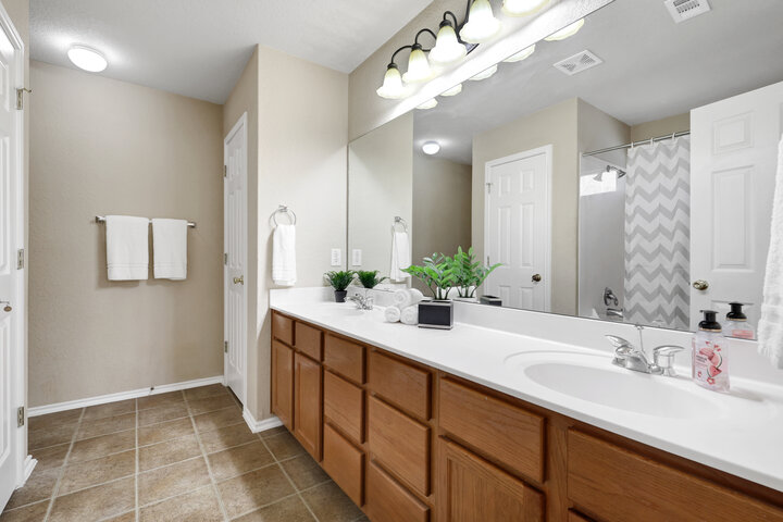 House in Converse, US