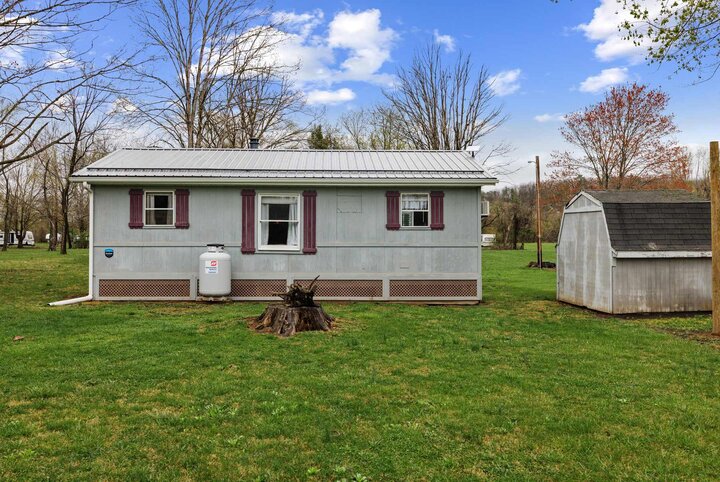 Chalet in Springfield, US