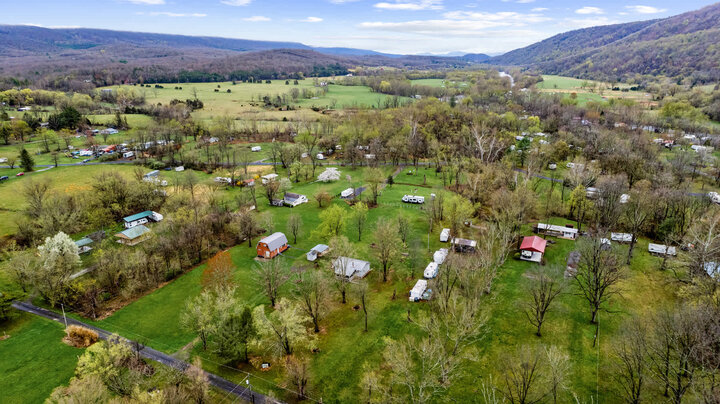 Chalet in Springfield, US