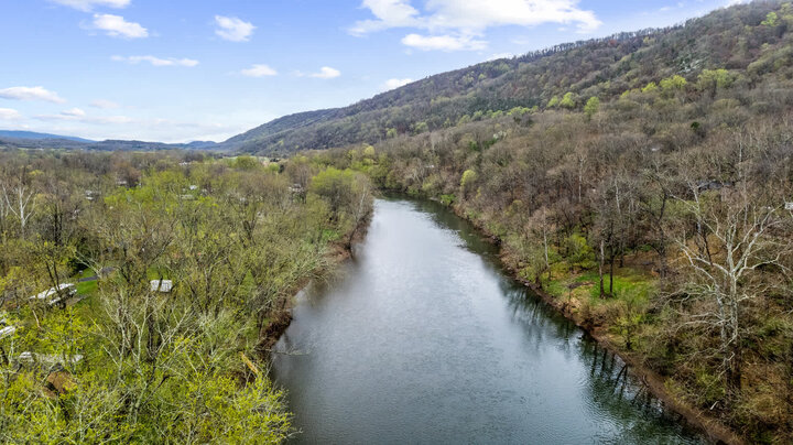 Chalet in Springfield, US