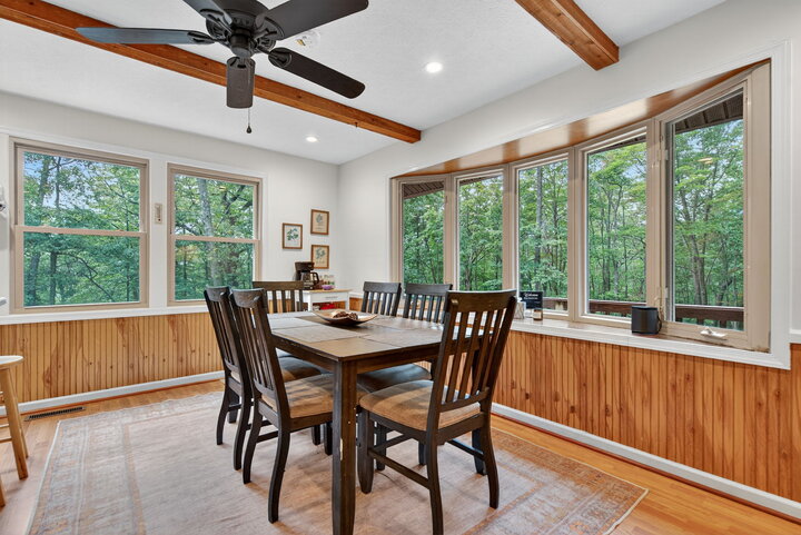 Chalet in Mathias, US