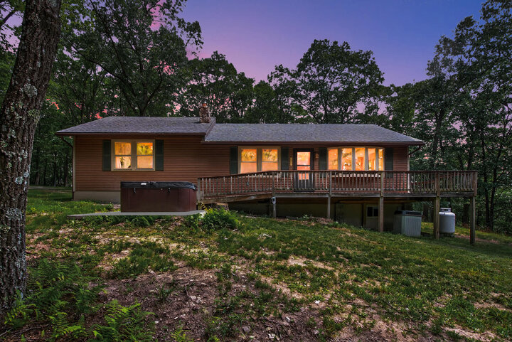 Chalet in Mathias, US