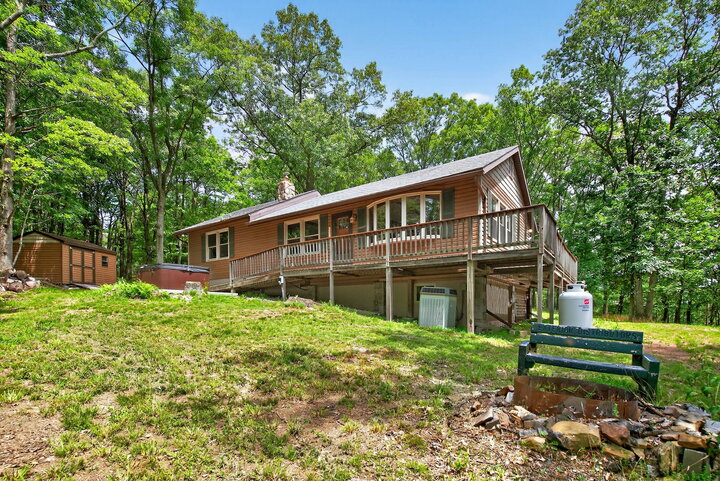 Chalet in Mathias, US