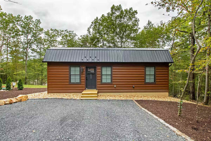 Cabin in Luray, US