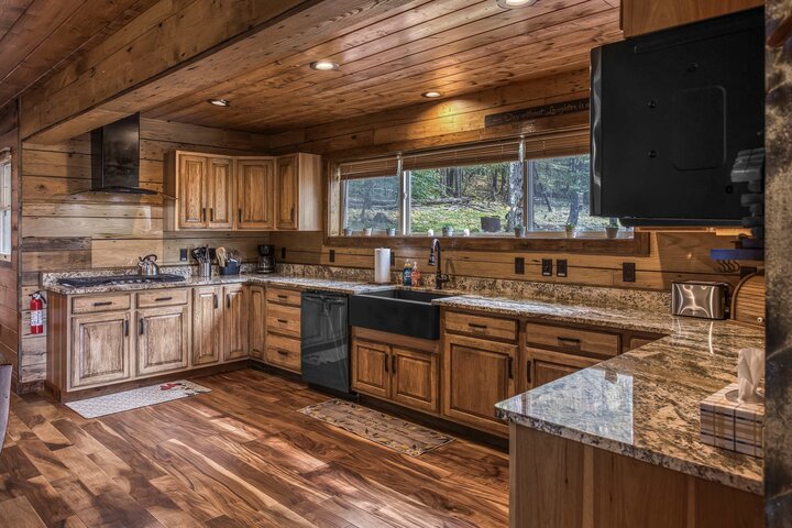 Cabin in Terra Alta, US