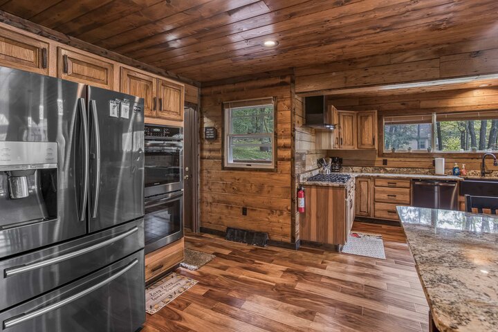 Cabin in Terra Alta, US