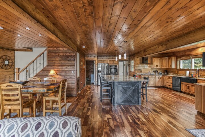 Cabin in Terra Alta, US