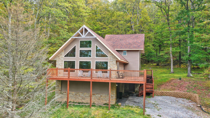 Cabin in Terra Alta, US