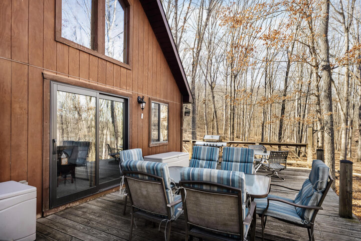 Cabin in Springfield, US