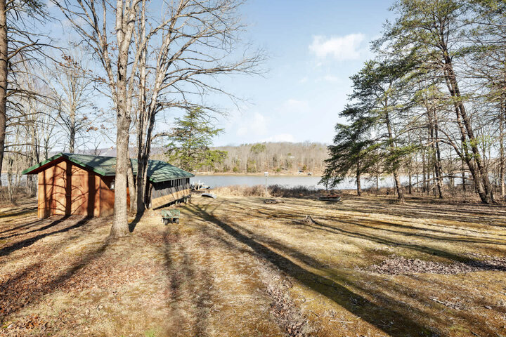 Cabin in Springfield, US