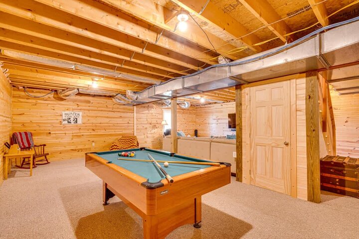 Cabin in Moorefield, US