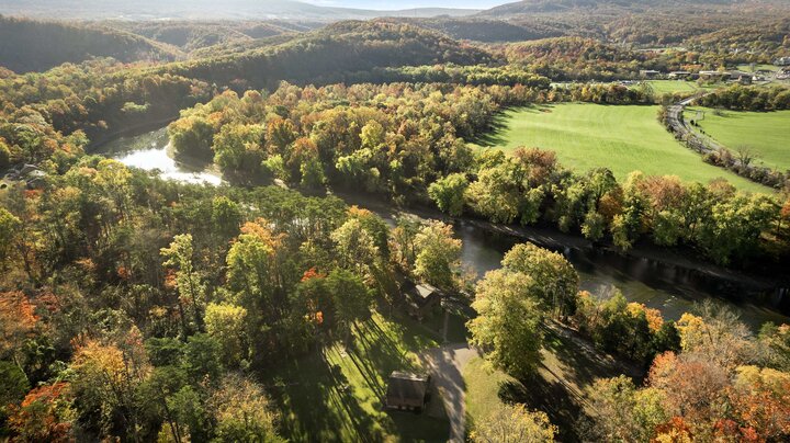 Cabin in Paw Paw, US