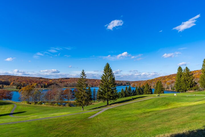 Cabin in Terra Alta, US