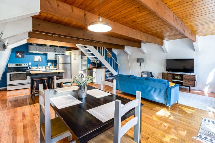 Cabin in Terra Alta, US