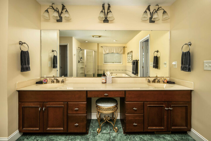 House in Asheville, US