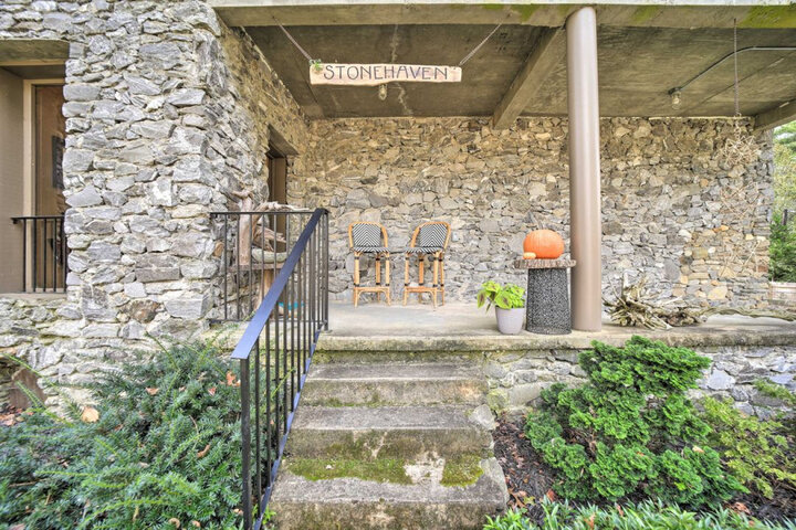 House in Asheville, US