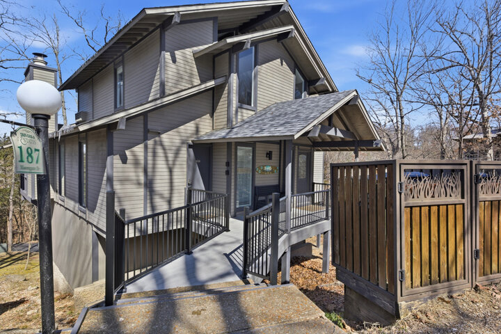 House in Osage Beach, US