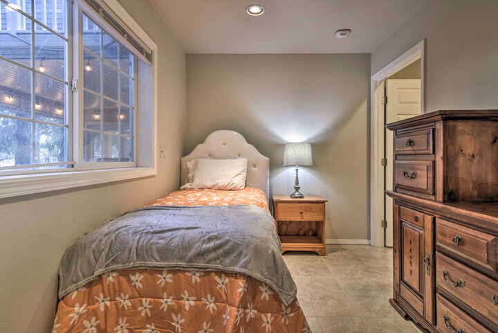 House in La Center, US