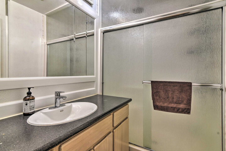 House in La Center, US