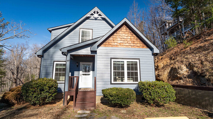 House in Asheville, US