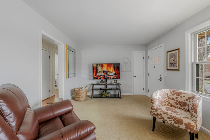 House in Collinsville, US