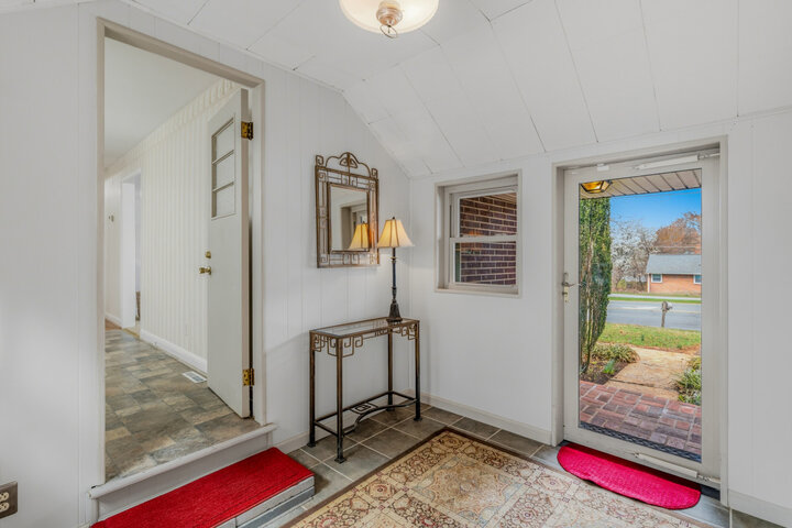 House in Collinsville, US